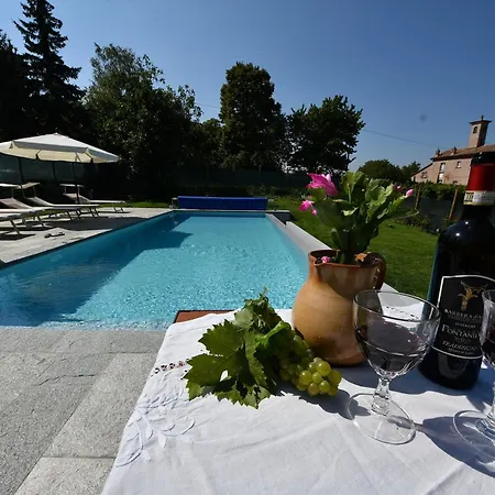 Ca' D'ros Pool And Sauna Villa *