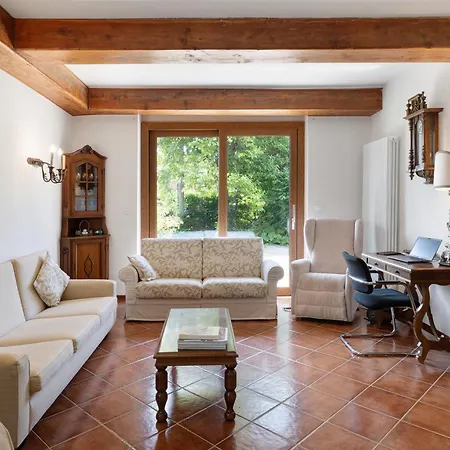 Ca' D'ros Pool And Sauna Villa